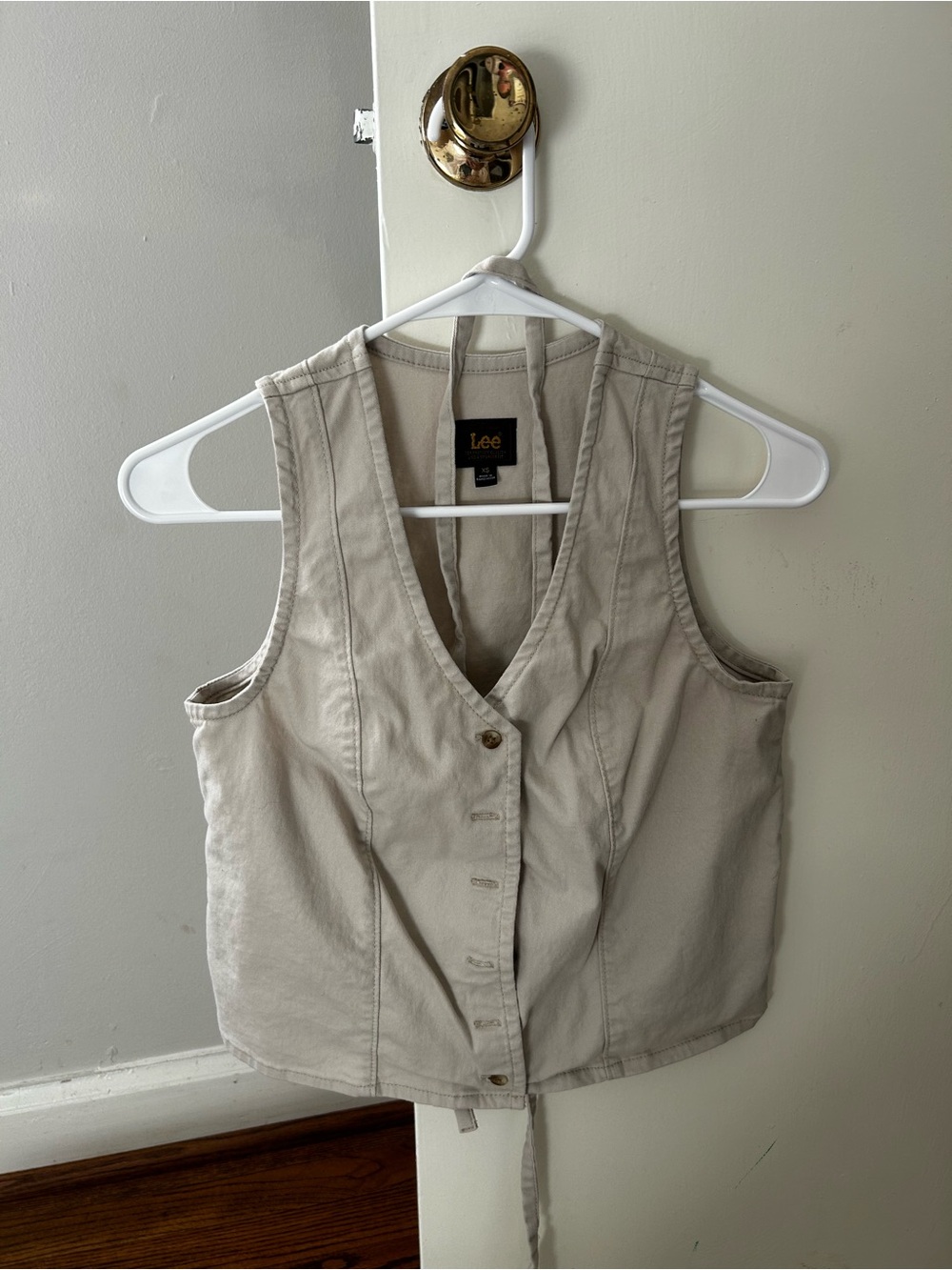 Lee Women's Beige Button-Front Vest